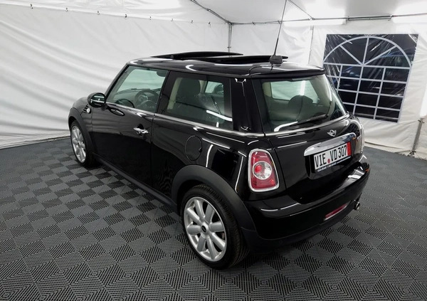 MINI Cooper cena 39900 przebieg: 114000, rok produkcji 2014 z Błażowa małe 781